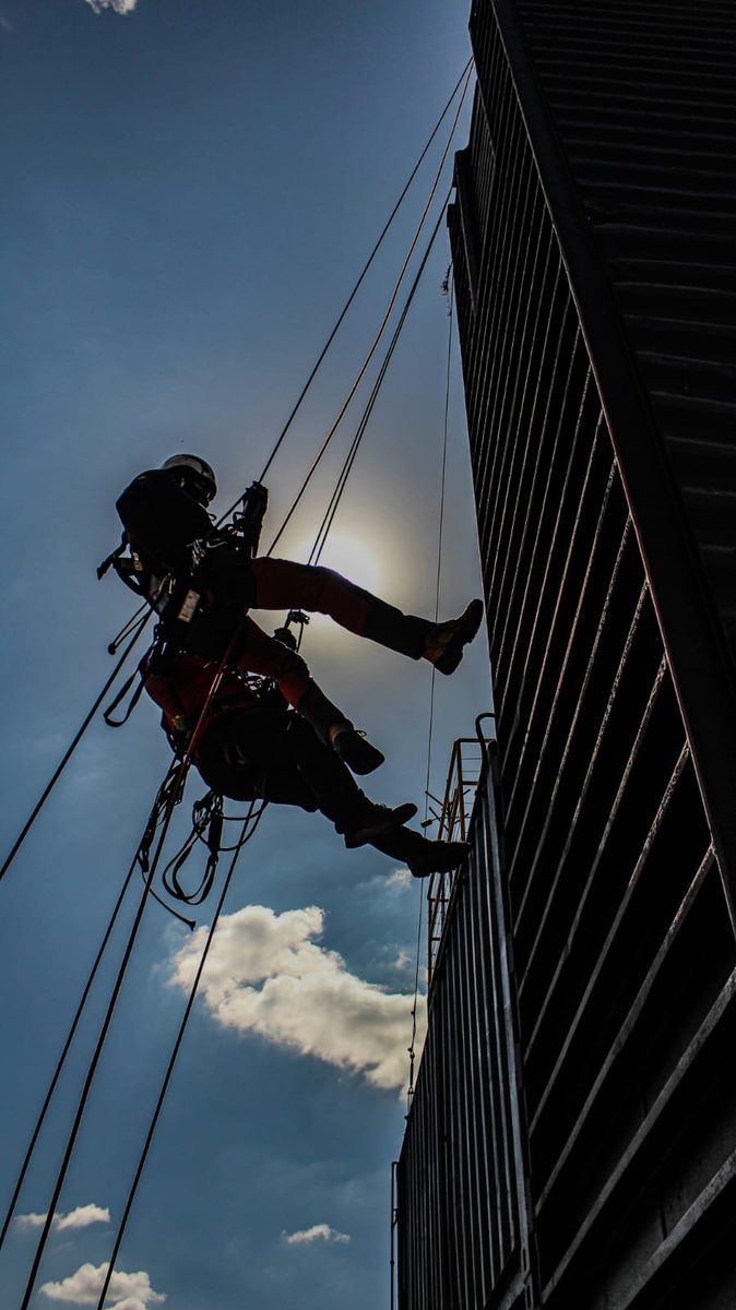 Trabalho em altura — treinamento Vertical Fire